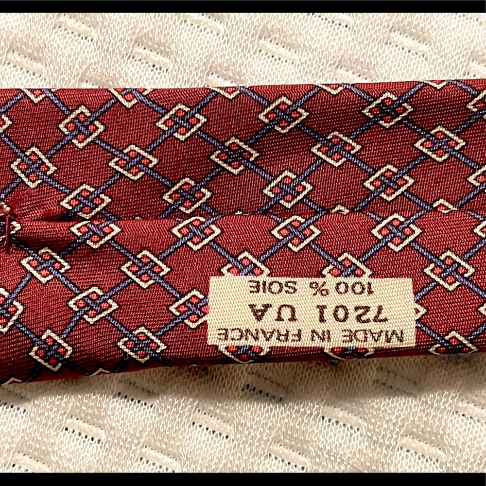 Vintage 1990 Hermes Tie Diamond Pattern Blue Red Criss Cross